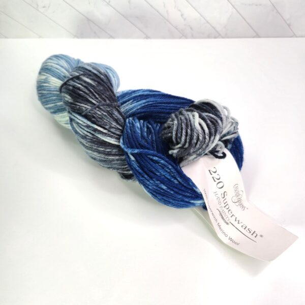 Image of Cascade Yarns 220 Superwash® Hand Paints in 1016 Deep Sea